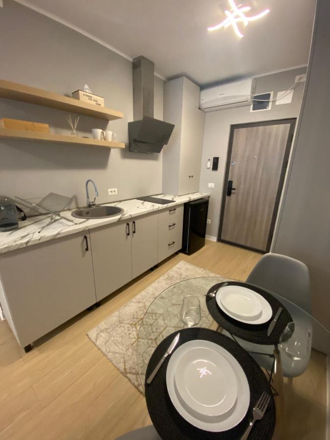Em04- Studio Premium Târgu Jiu Zewnętrze zdjęcie