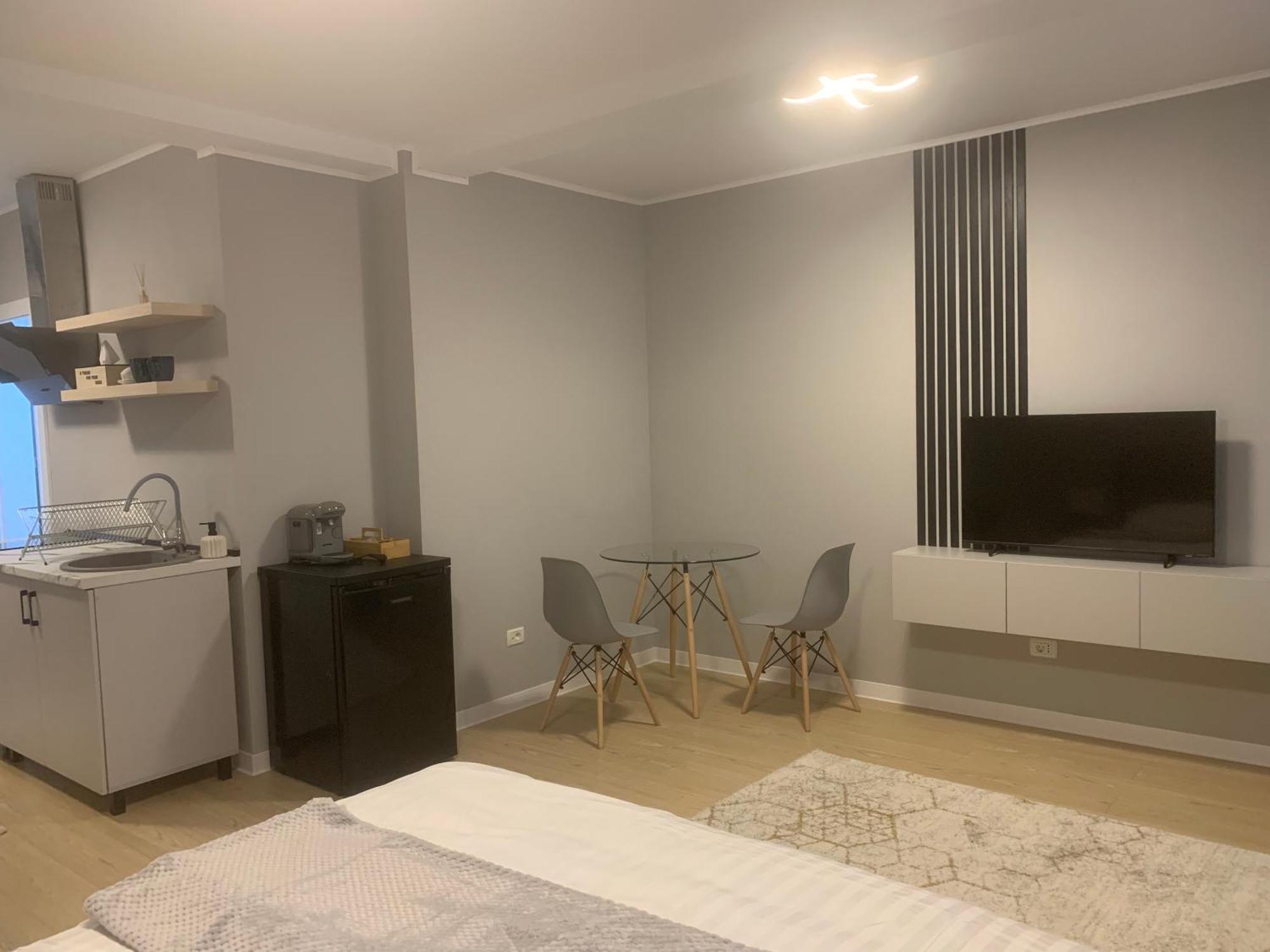 Em04- Studio Premium Târgu Jiu Zewnętrze zdjęcie